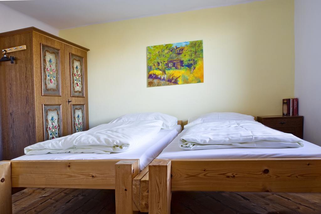 Altes Almhaus Hotel Maria Lankowitz Room photo